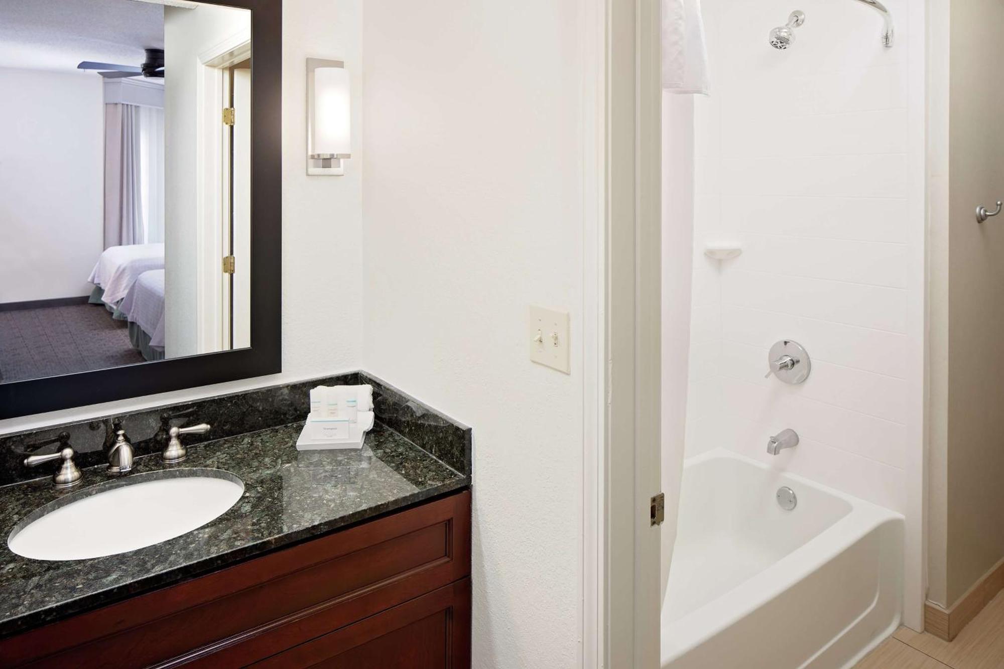 Homewood Suites By Hilton Hartford-Farmington Eksteriør billede