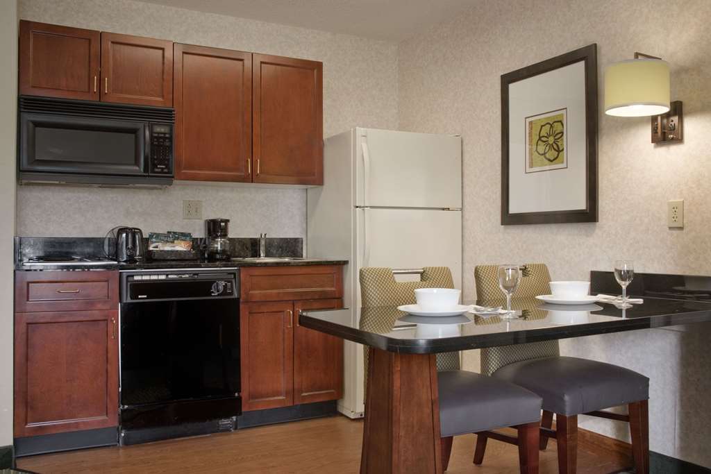 Homewood Suites By Hilton Hartford-Farmington Værelse billede